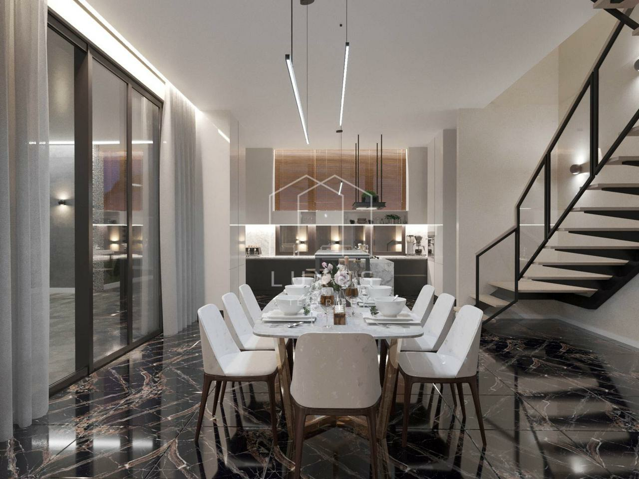 5-bedroom Villa In Costa Adeje, Spain (325 M²)