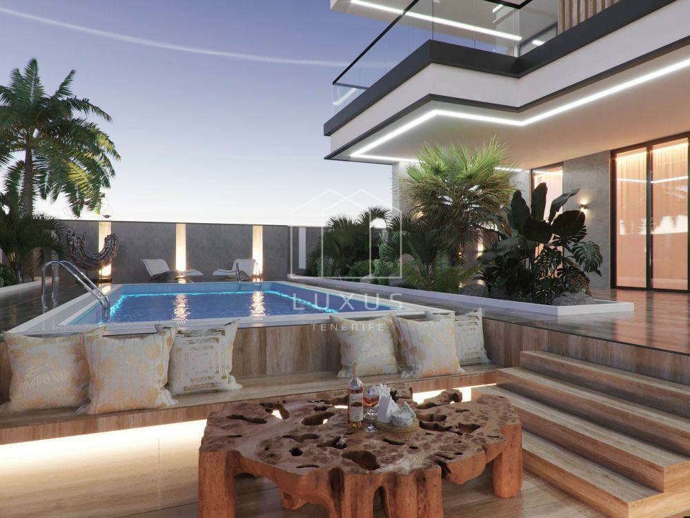 5-bedroom Villa In Costa Adeje, Spain (325 M²)