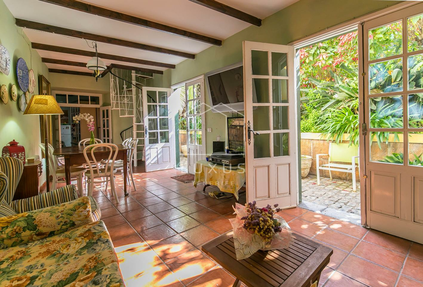 8-bedroom Villa In La Orotava, Spain (725 M²)
