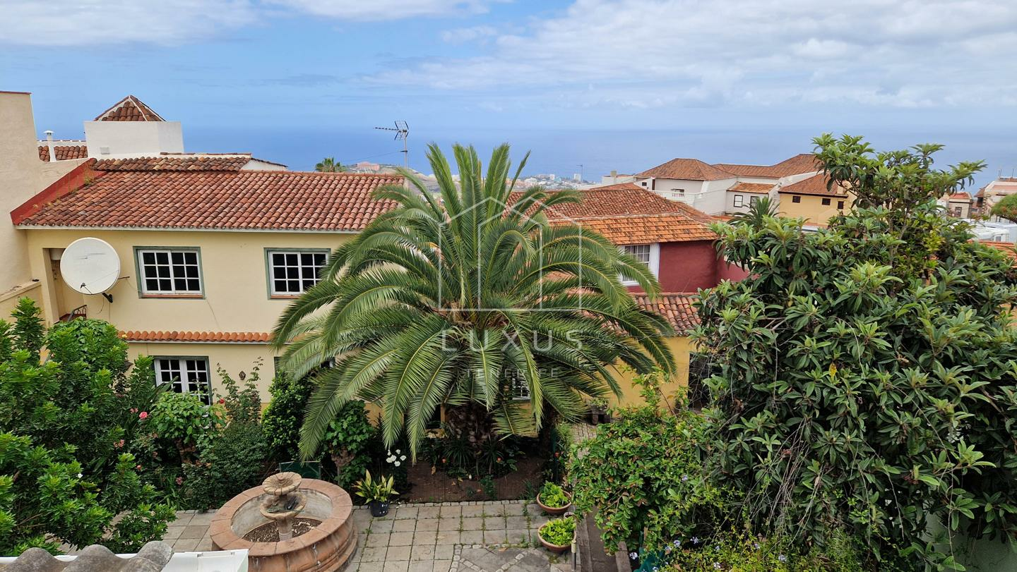 8-bedroom Villa In La Orotava, Spain (725 M²)