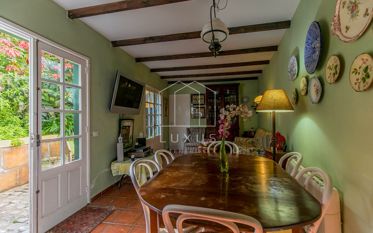 8-bedroom Villa In La Orotava, Spain (725 M²)