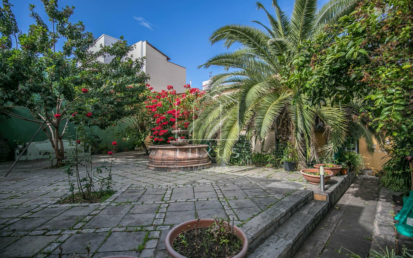 8-bedroom Villa In La Orotava, Spain (725 M²)