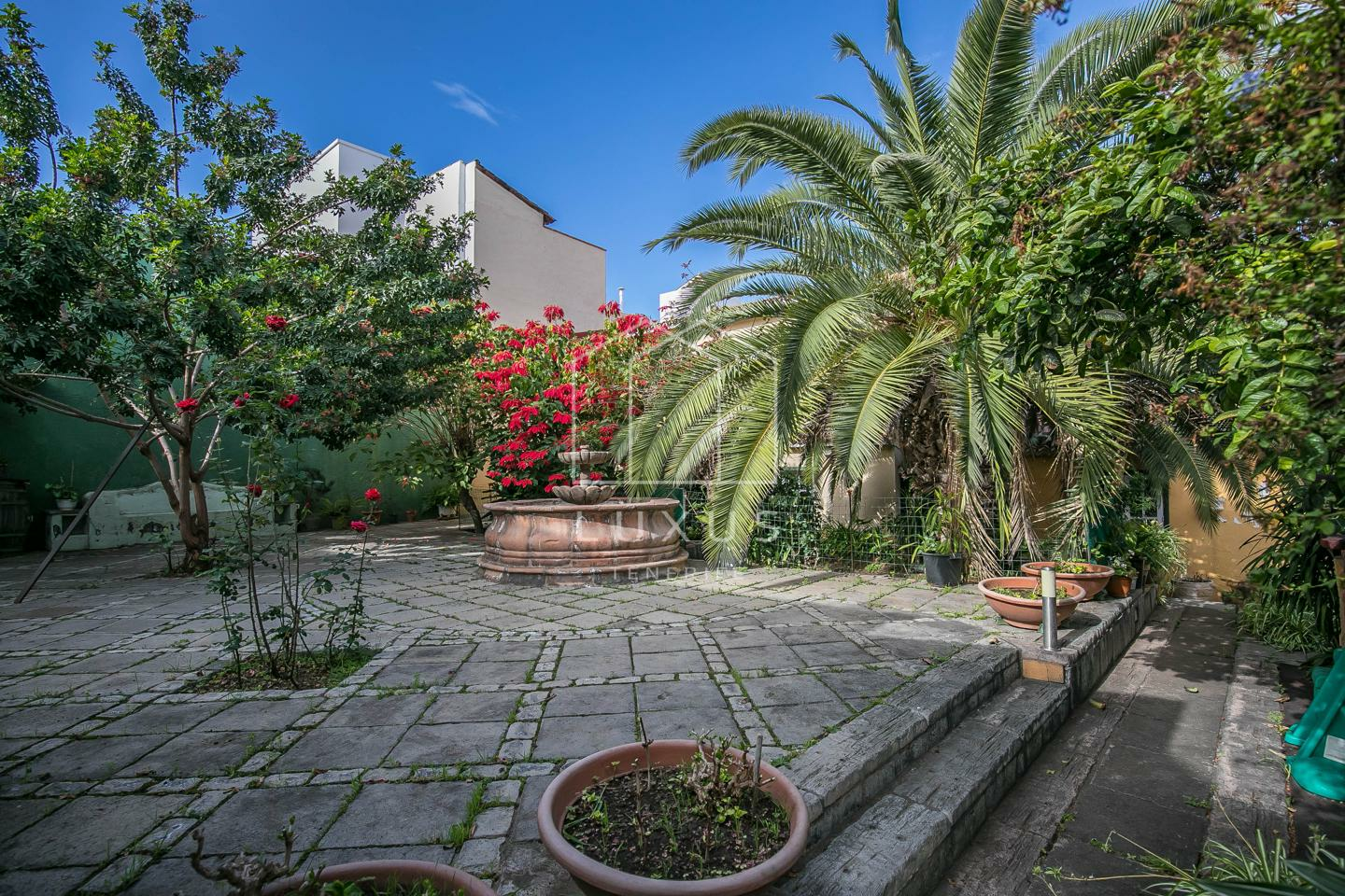 8-bedroom Villa In La Orotava, Spain (725 M²)
