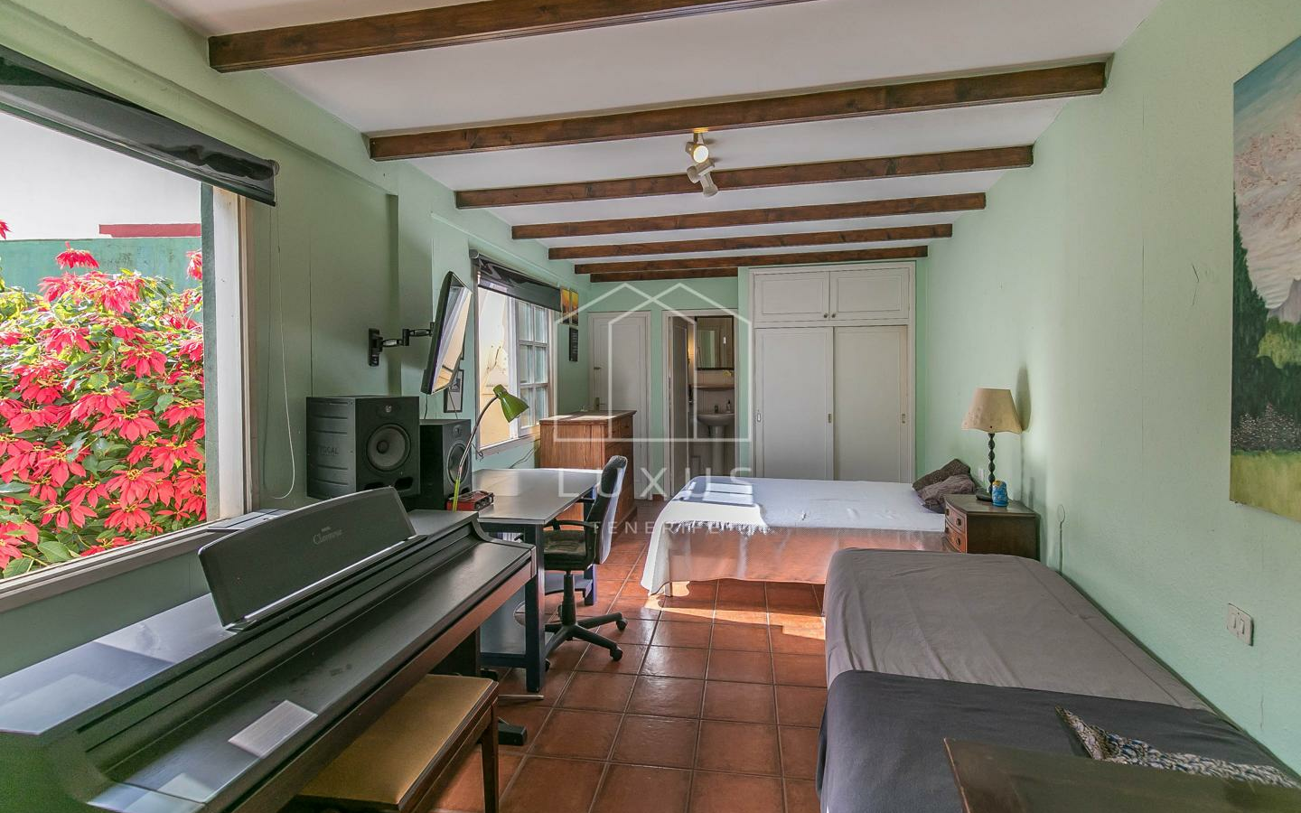 8-bedroom Villa In La Orotava, Spain (725 M²)