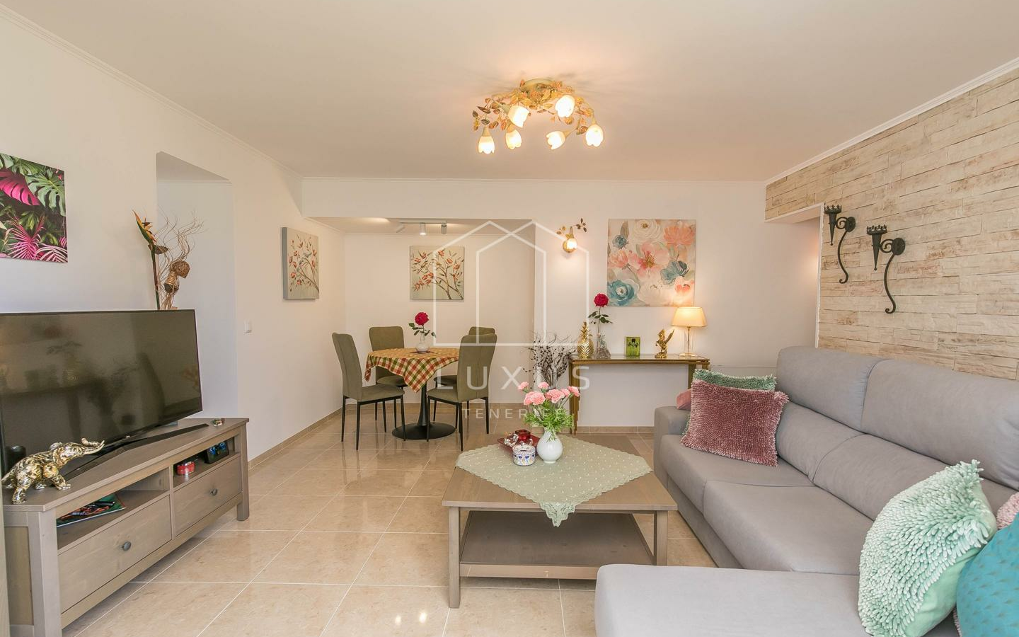 2-bedroom Flat In Puerto De La Cruz, Spain (108 M²)