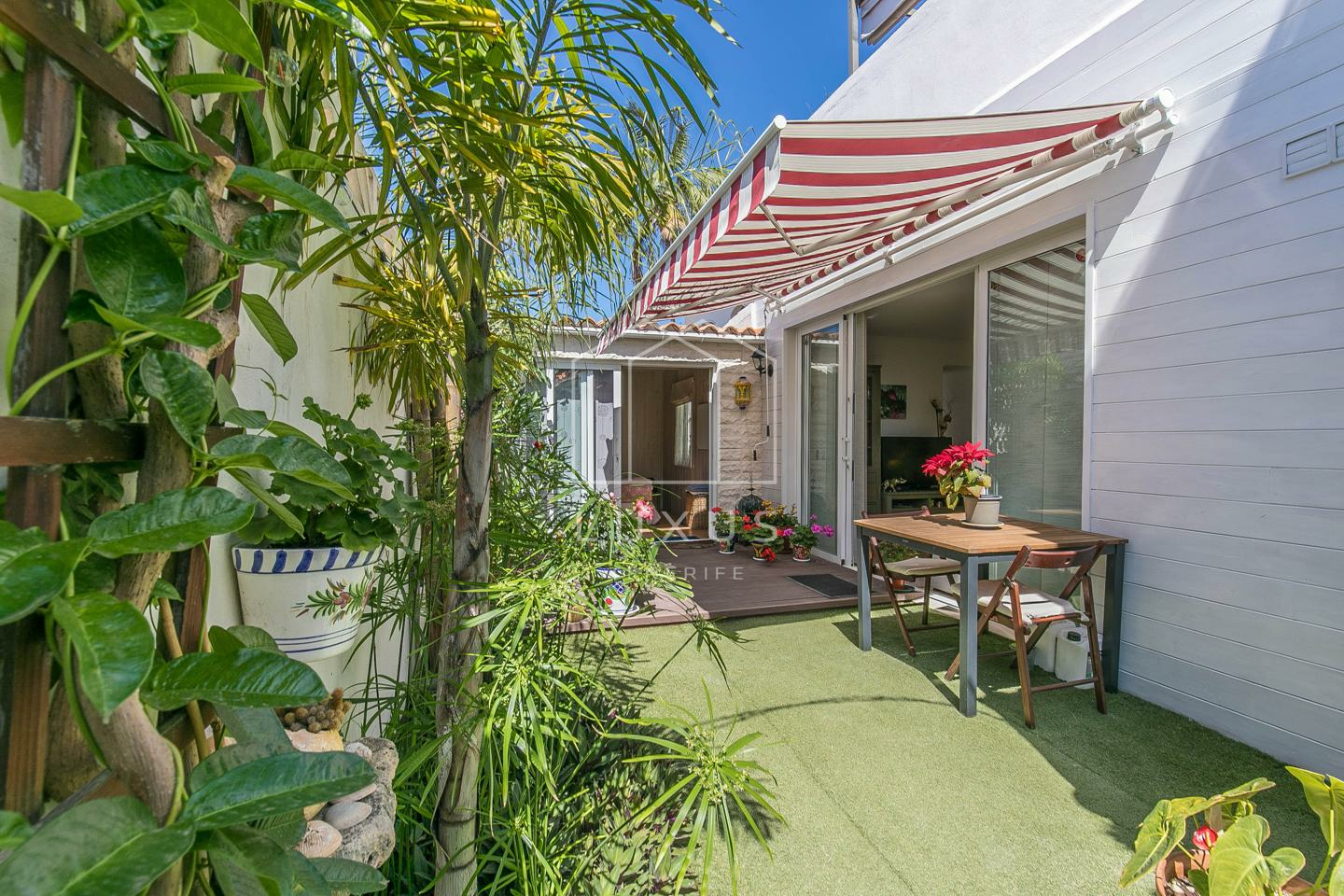 2-bedroom Flat In Puerto De La Cruz, Spain (108 M²)