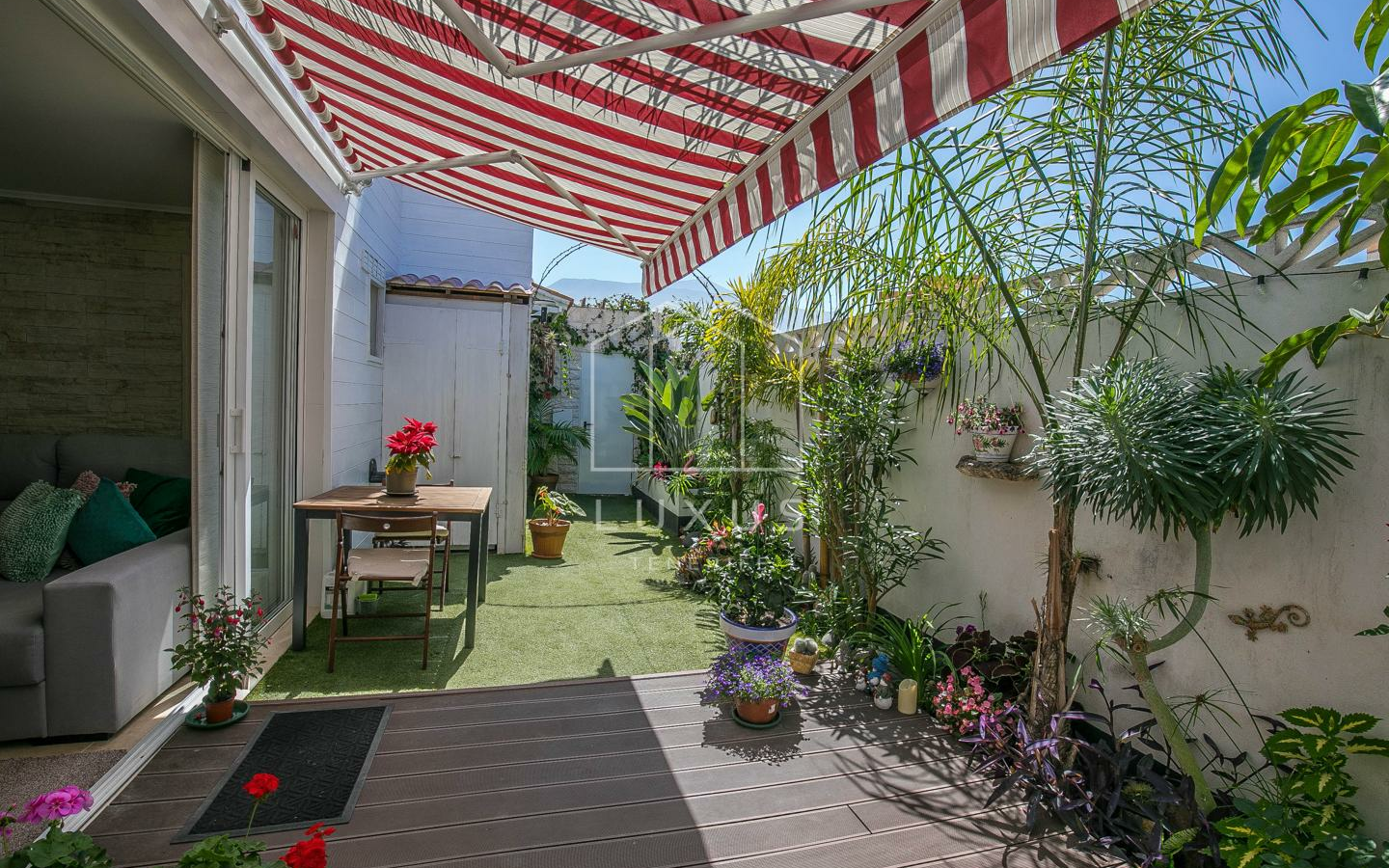 2-bedroom Flat In Puerto De La Cruz, Spain (108 M²)