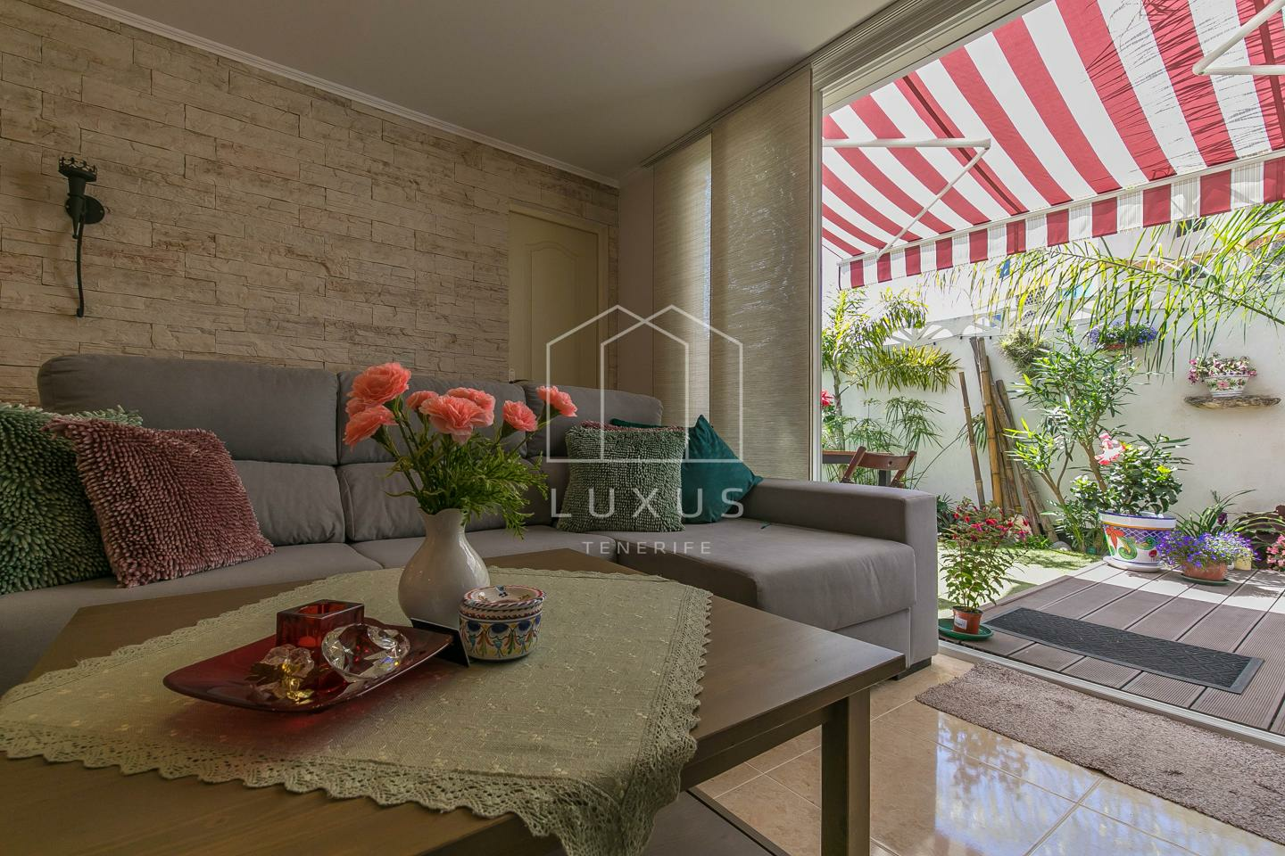 2-bedroom Flat In Puerto De La Cruz, Spain (108 M²)