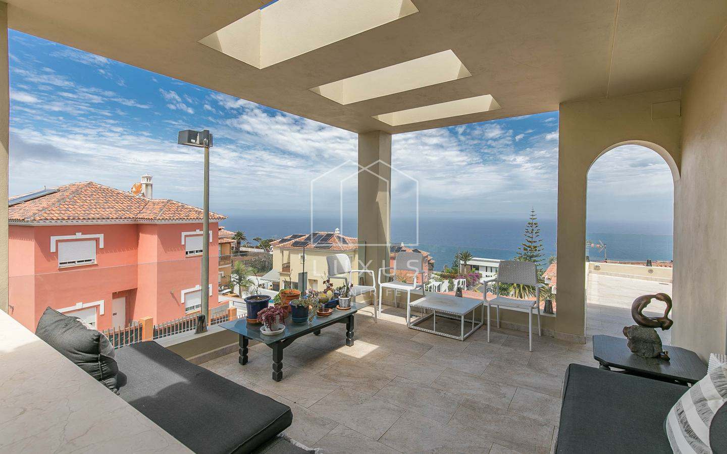 4-bedroom Villa In El Sauzal, Spain (234 M²)