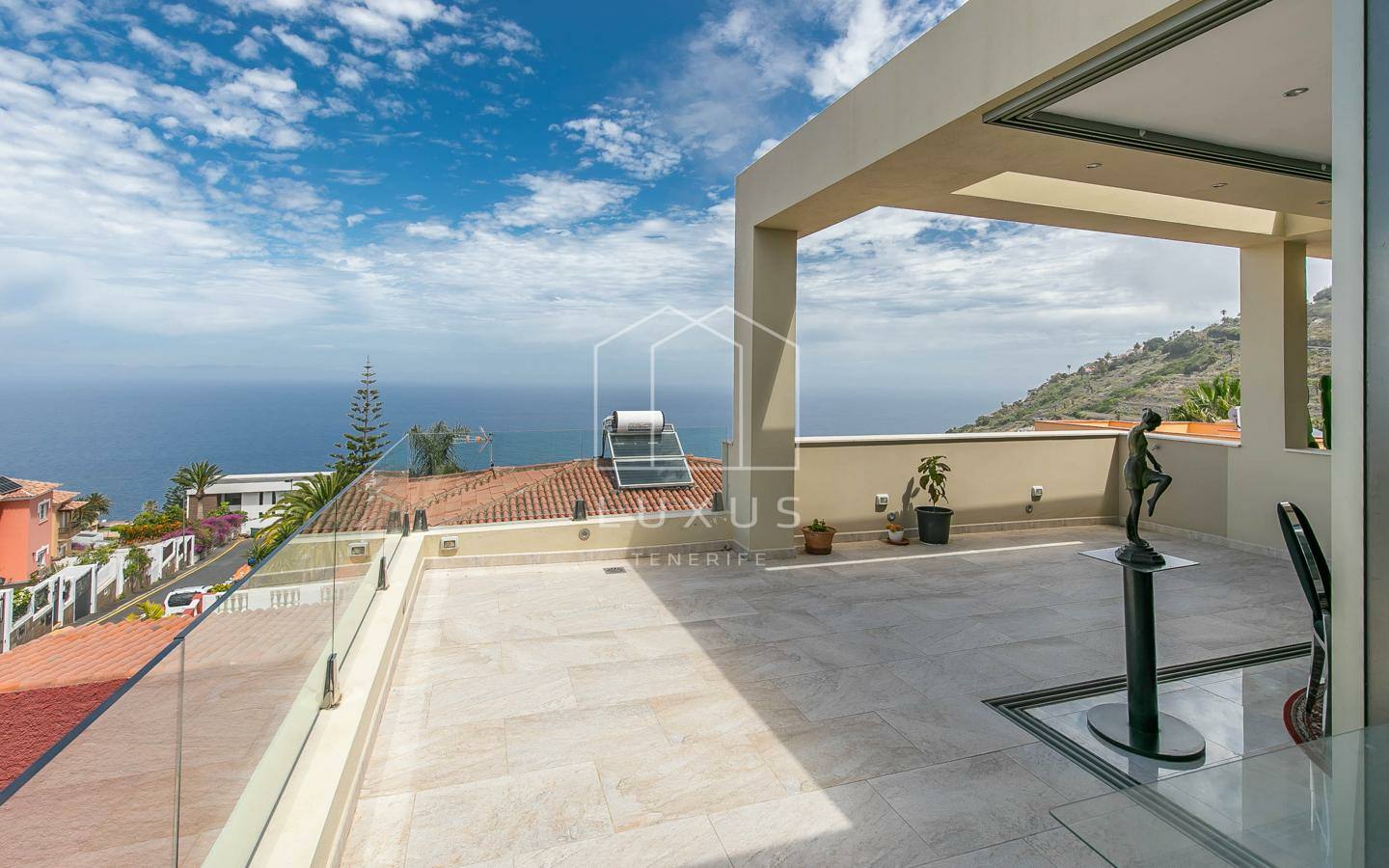 4-bedroom Villa In El Sauzal, Spain (234 M²)