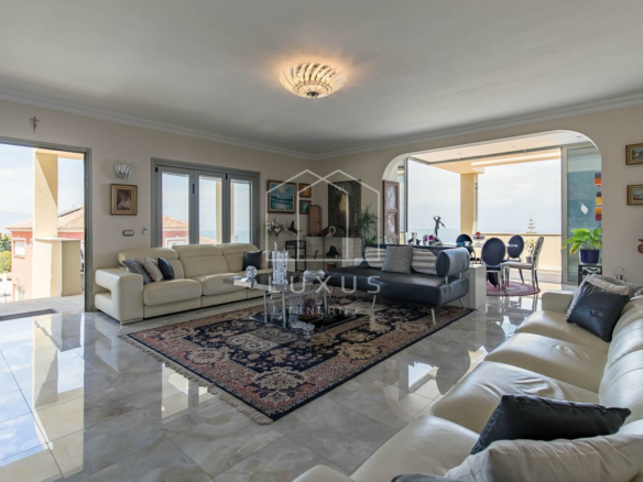 4-bedroom Villa In El Sauzal, Spain (234 M²)