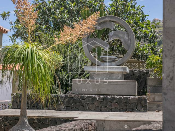 4-bedroom Villa In El Sauzal, Spain (234 M²)