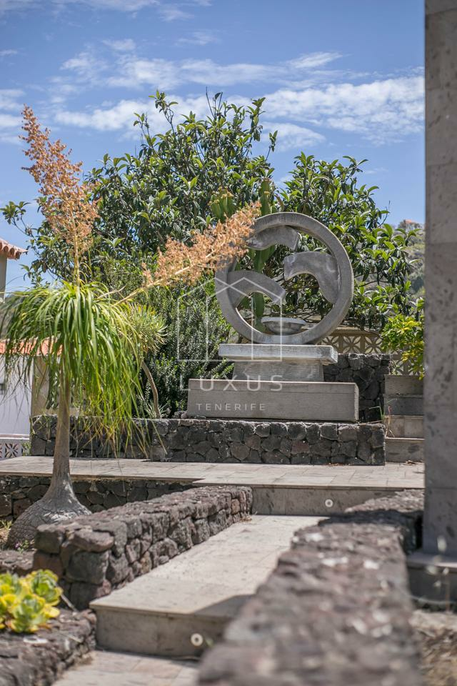 4-bedroom Villa In El Sauzal, Spain (234 M²)