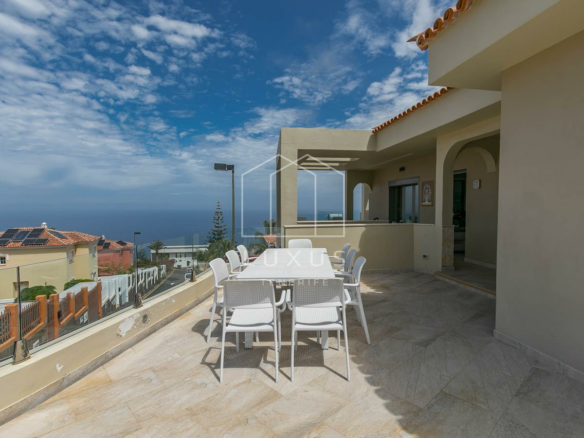 4-bedroom Villa In El Sauzal, Spain (234 M²)