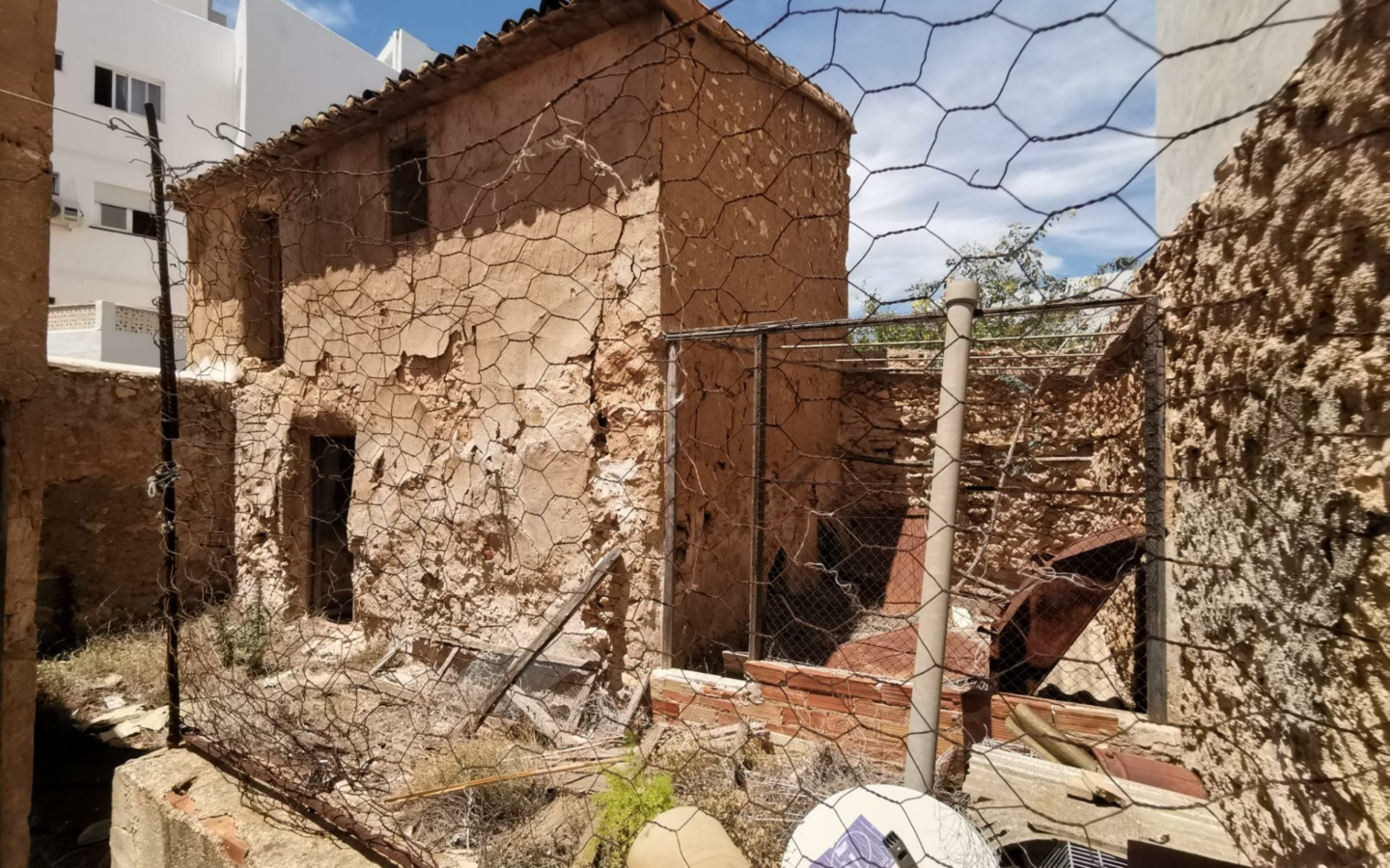 3-bedroom Semi In L’alfas Del Pi, Spain (144 M²)