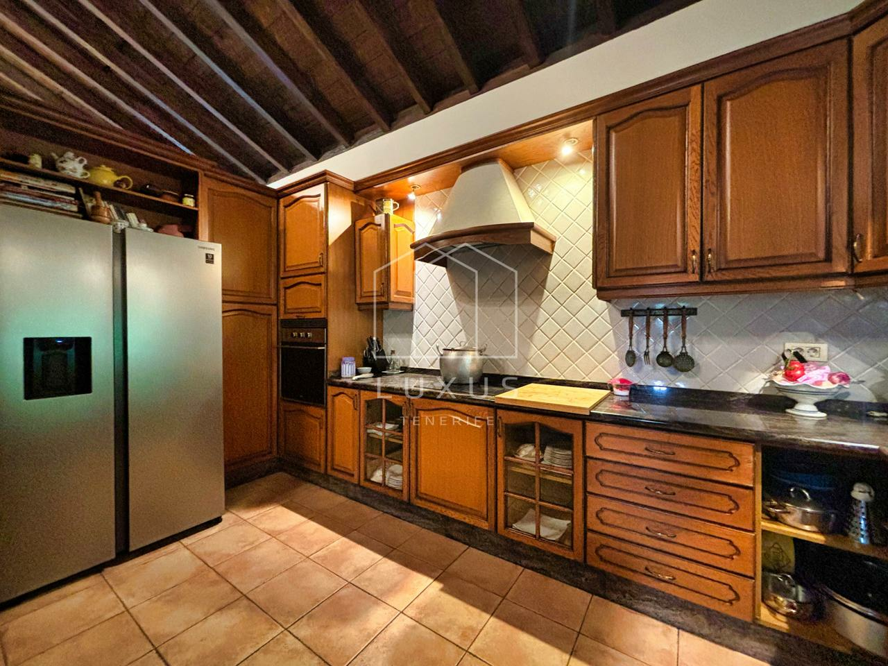 3-bedroom Villa In La Orotava, Spain (177 M²)