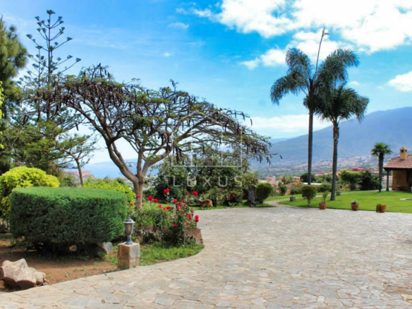 3-bedroom Villa In La Orotava, Spain (177 M²)