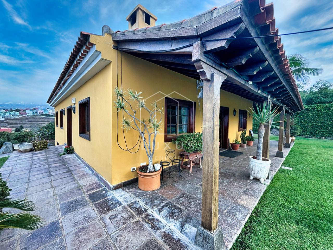 3-bedroom Villa In La Orotava, Spain (177 M²)