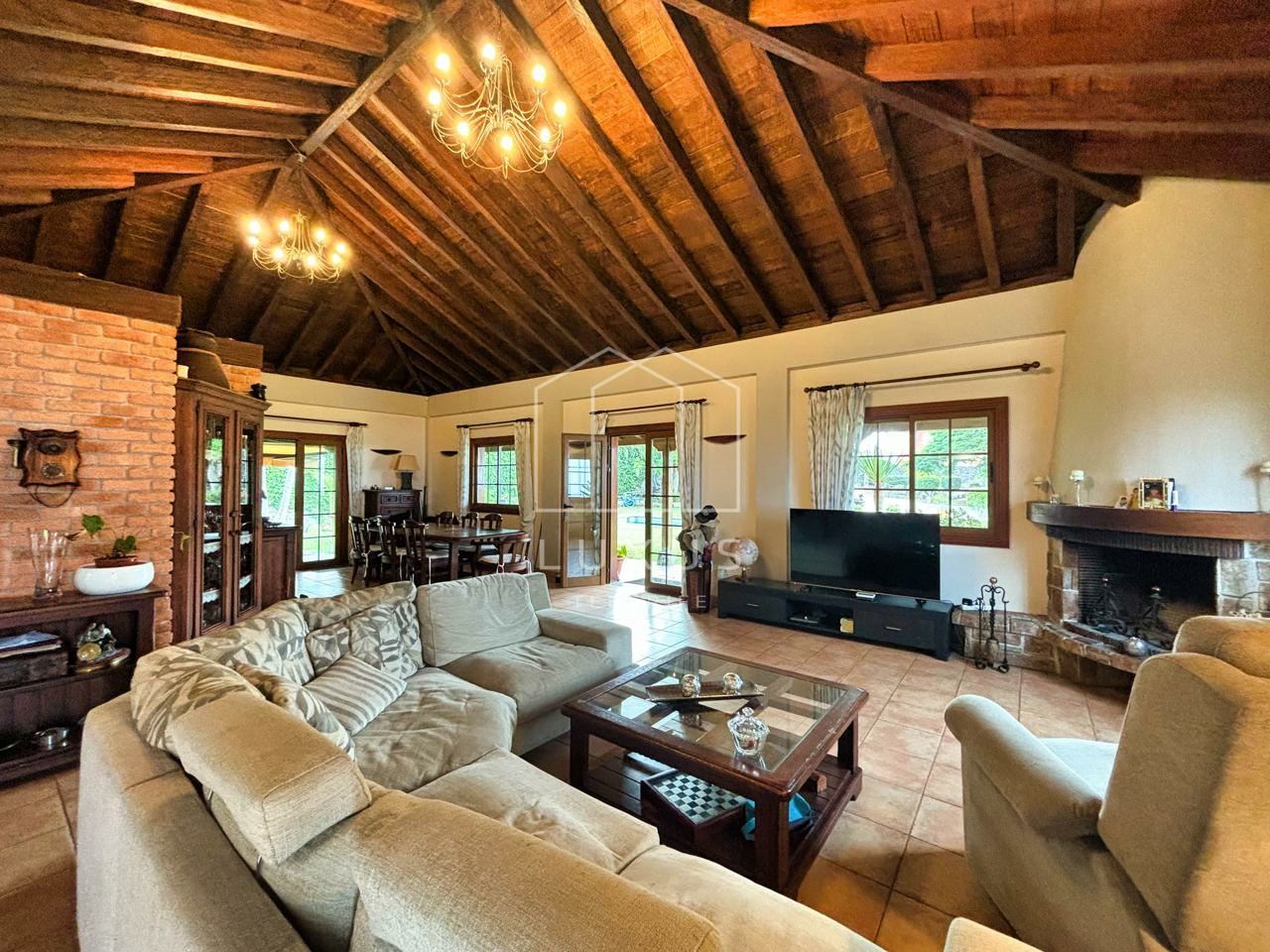 3-bedroom Villa In La Orotava, Spain (177 M²)
