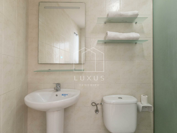 3-bedroom Flat In Puerto De La Cruz, Spain (98 M²)