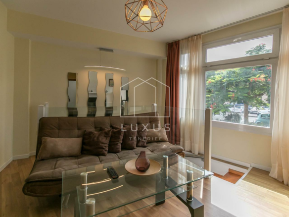 3-bedroom Flat In Puerto De La Cruz, Spain (98 M²)