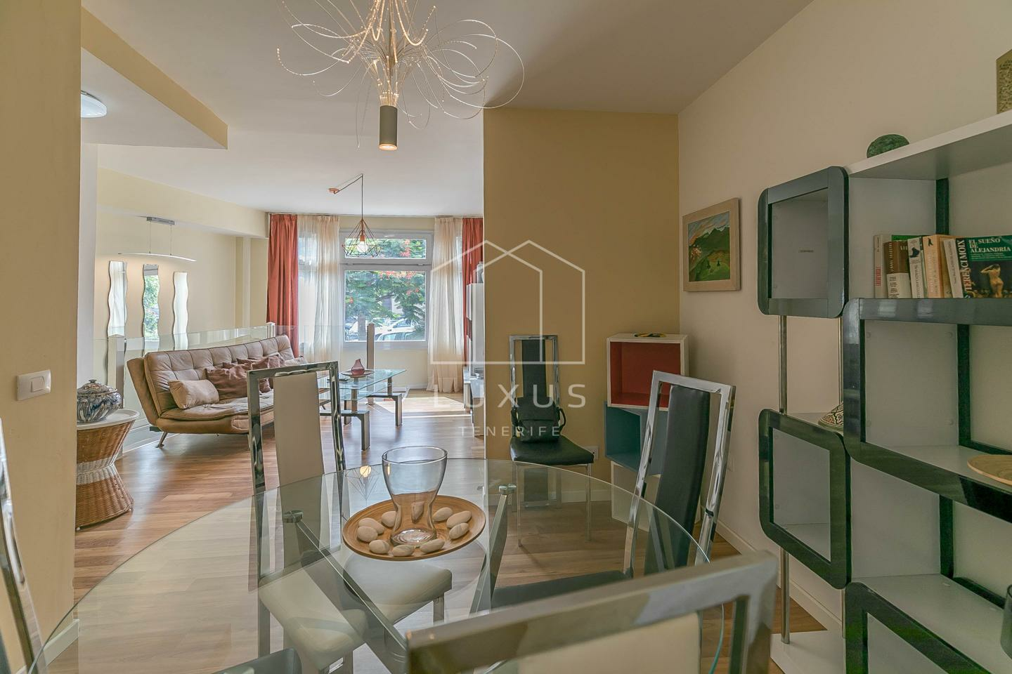 3-bedroom Flat In Puerto De La Cruz, Spain (98 M²)