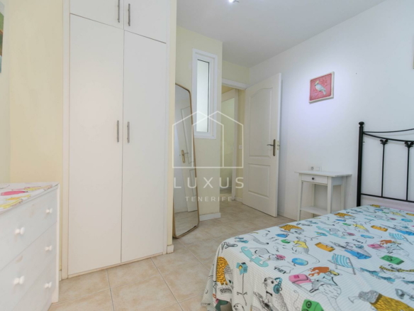 3-bedroom Flat In Puerto De La Cruz, Spain (98 M²)