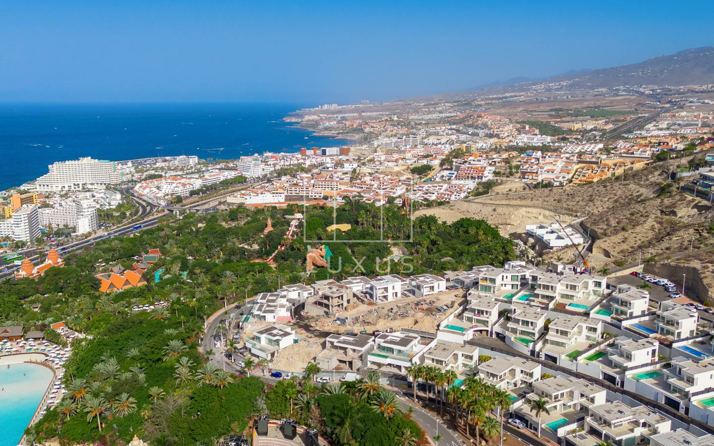 3-bedroom Villa In Costa Adeje, Spain (240 M²)