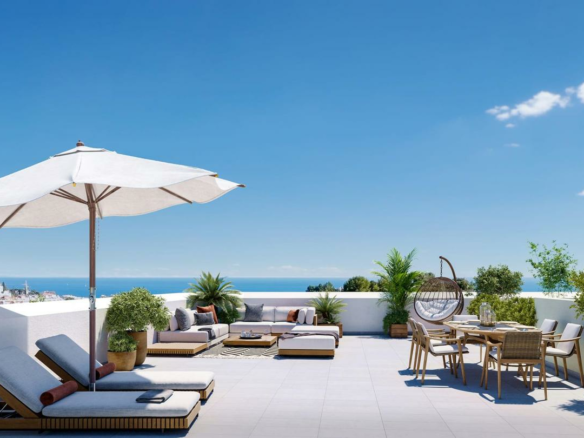 2-bedroom Flat In Fuengirola, Spain (117 M²)