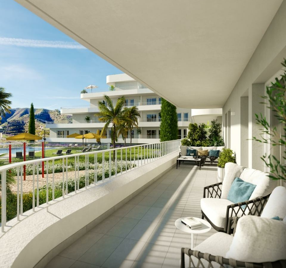 2-bedroom Flat In Fuengirola, Spain (117 M²)