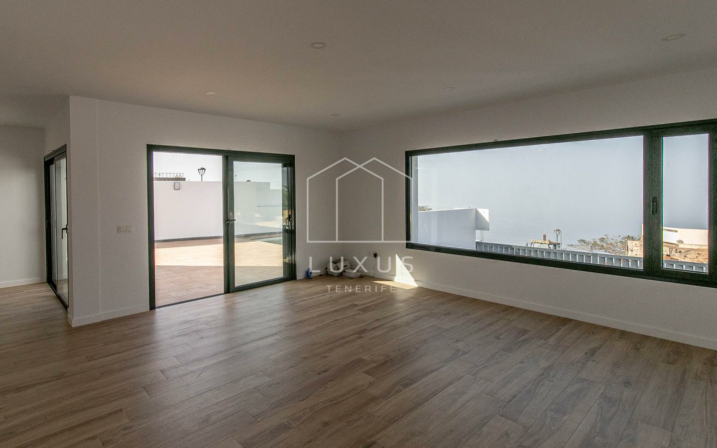 3-bedroom Villa In Tacoronte, Spain (190 M²)