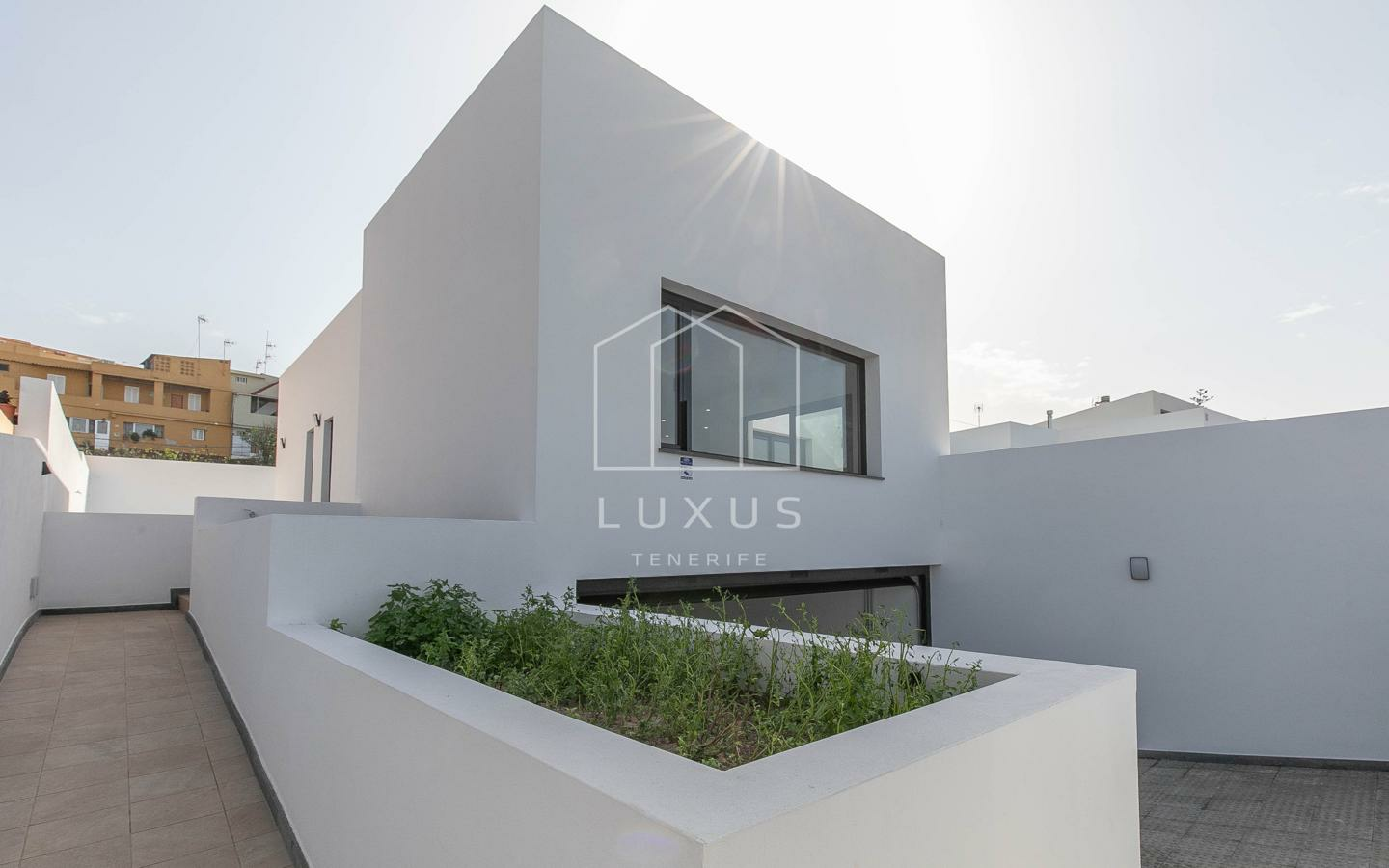 3-bedroom Villa In Tacoronte, Spain (190 M²)
