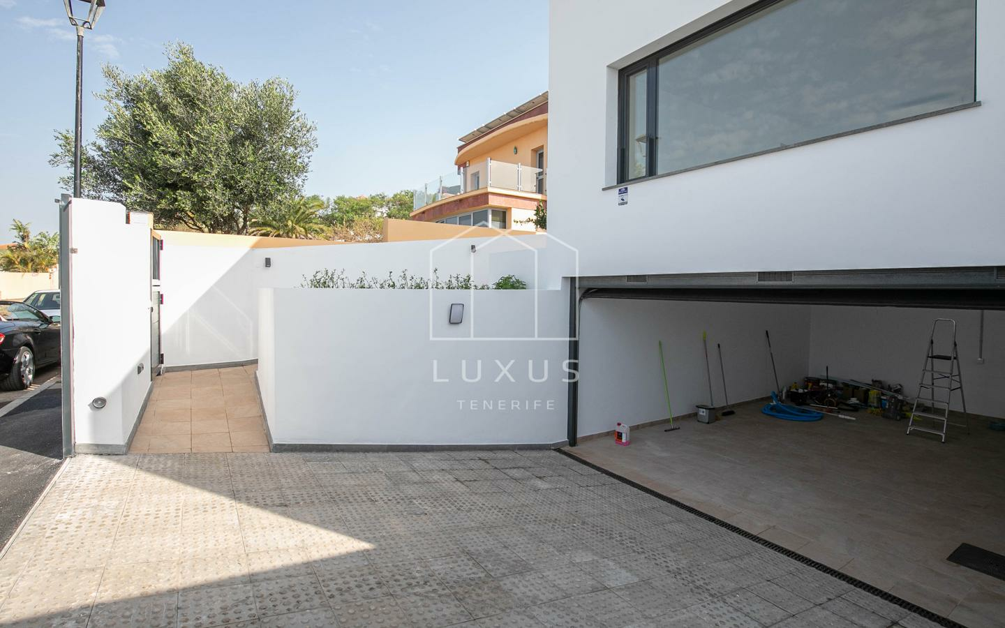 3-bedroom Villa In Tacoronte, Spain (190 M²)