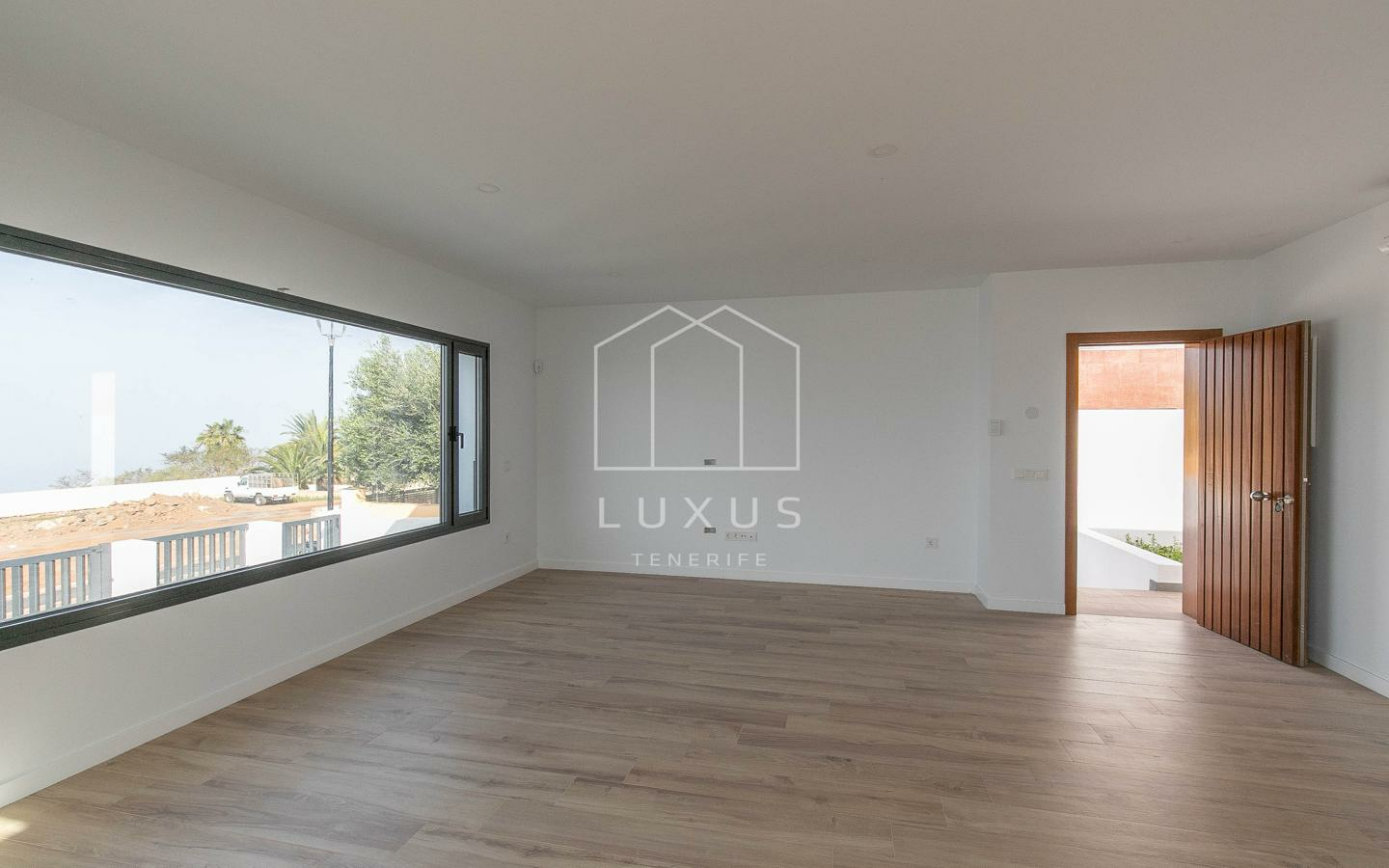 3-bedroom Villa In Tacoronte, Spain (190 M²)