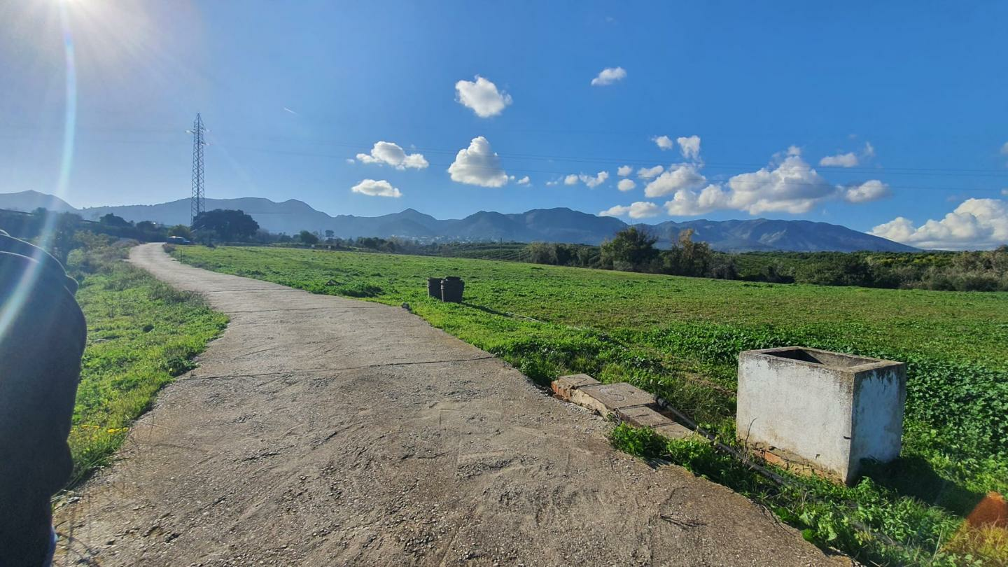 Land In Alhaurín De La Torre, Spain (30.416 M² Plot)