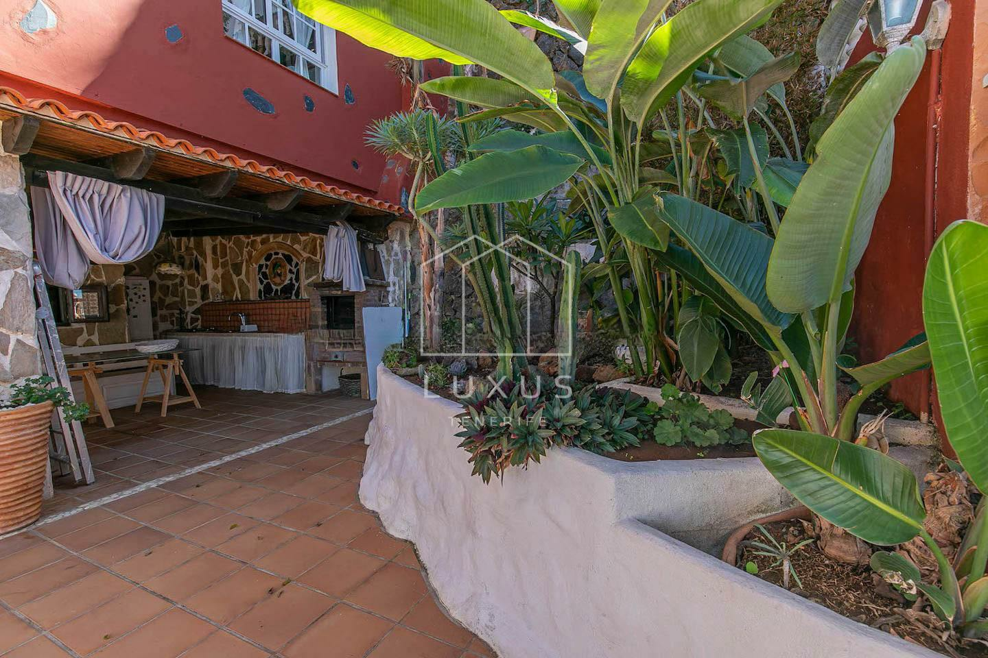 4-bedroom Villa In El Sauzal, Spain (275 M²)
