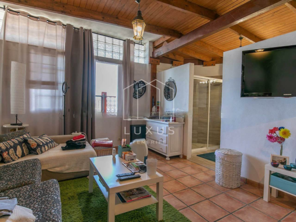 4-bedroom Villa In El Sauzal, Spain (275 M²)