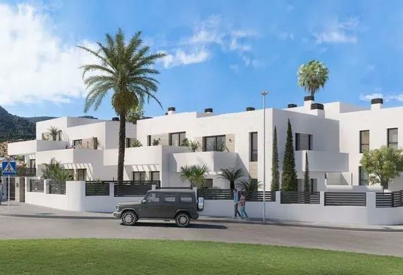 3-bedroom Semidetached In Alhaurín De La Torre, Spain (258 M²)