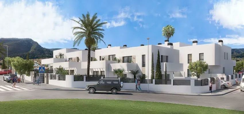 3-bedroom Semidetached In Alhaurín De La Torre, Spain (258 M²)