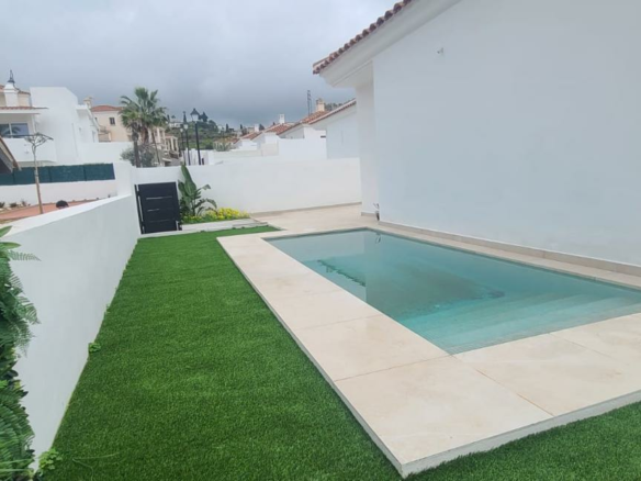 4-bedroom Villa In Mijas, Spain (219 M²)