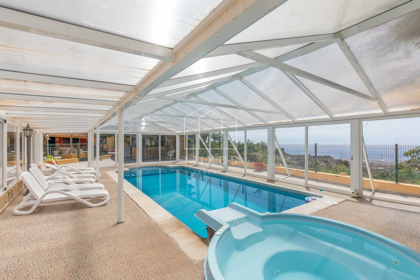 4176752-7004d0b2-fcbe12 5-bedroom Villa In Arafo, Spain (225 M²)