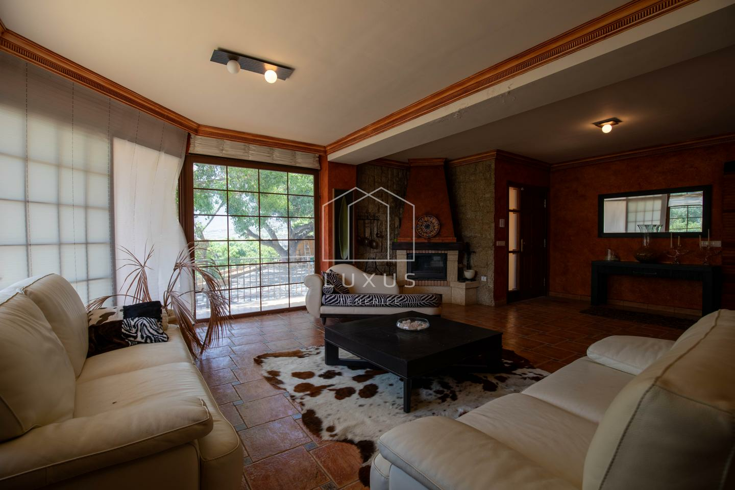 4176752-92f9a966-76cd14 5-bedroom Villa In Arafo, Spain (225 M²)