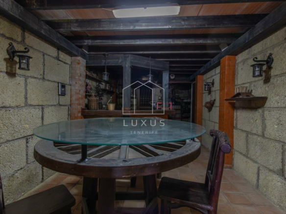 5-bedroom Villa In Arafo, Spain (225 M²)