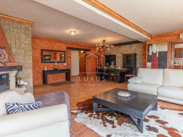 5-bedroom Villa In Arafo, Spain (225 M²)