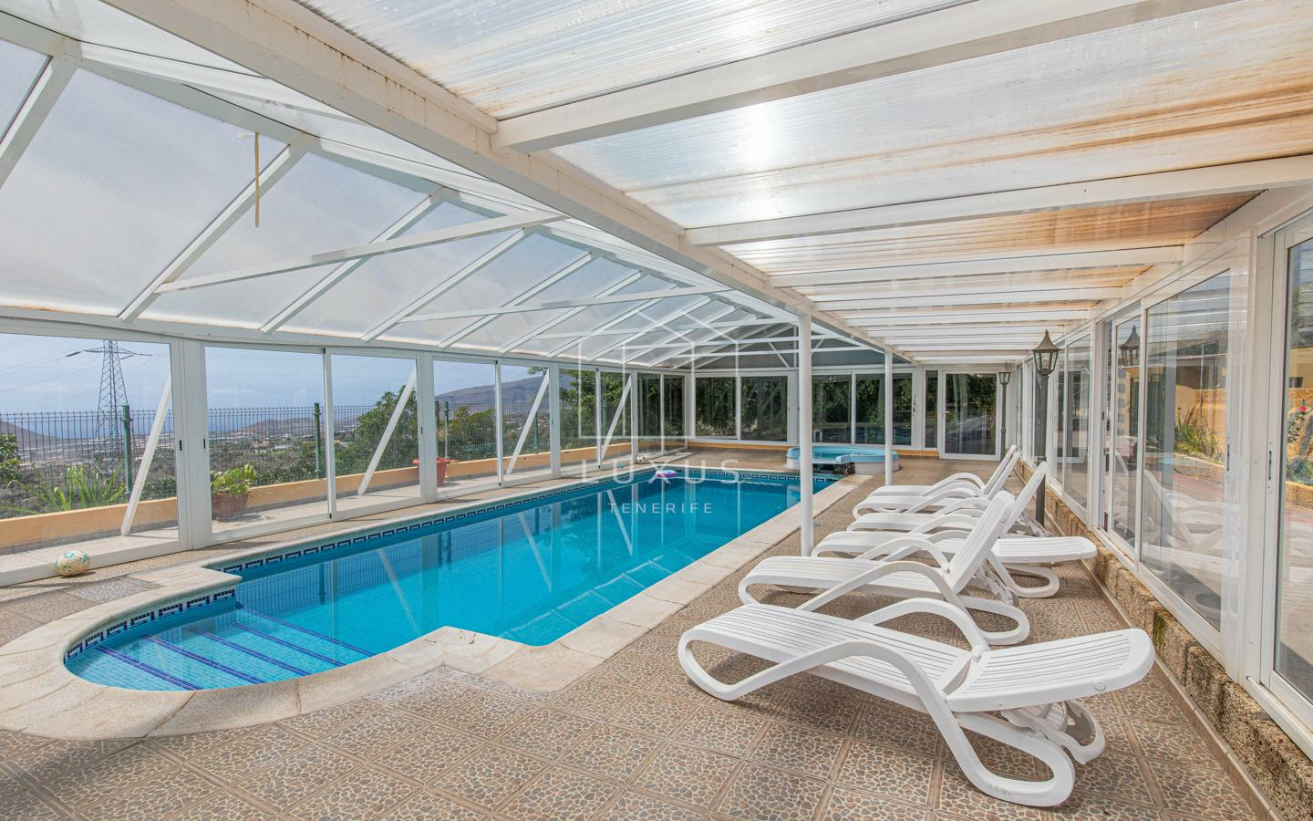 5-bedroom Villa In Arafo, Spain (225 M²)