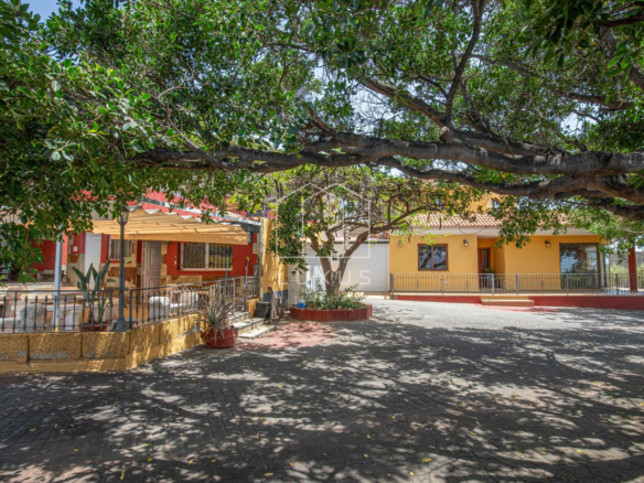 5-bedroom Villa In Arafo, Spain (225 M²)