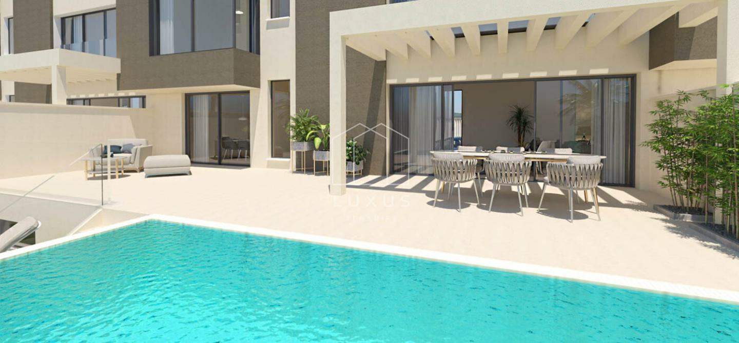 3-bedroom Villa In Amarilla Golf, Spain (343 M²)