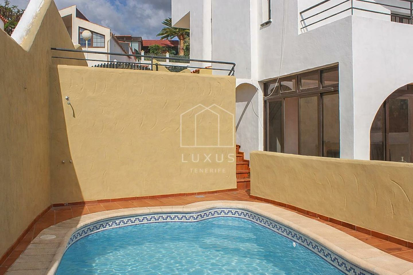 4-bedroom Villa In Barranco Hondo, Spain (373 M²)