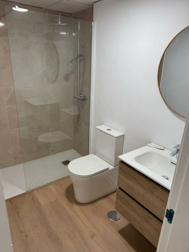 4226488-e7f7907c-900a00 4-bedroom Flat In Torremolinos, Spain (185 M²)