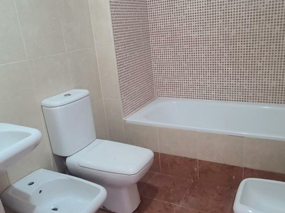 2-bedroom Flat In Alhaurin El Grande, Spain (70 M²)